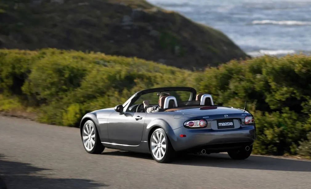 Historia del Mazda MX-5: 25 años de un mito