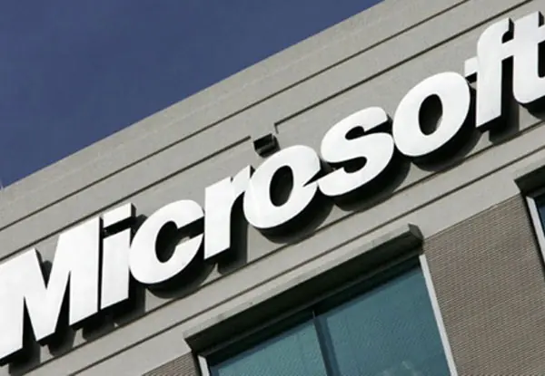 Microsoft oferta 15.000.000.000 por Facebook