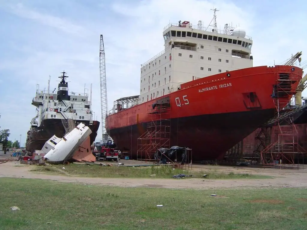 Almirante Irízar