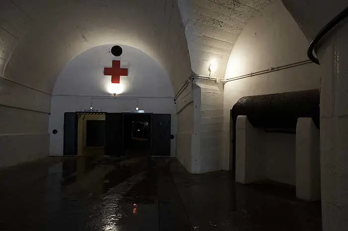 H08, el hospital subterráneo, y otros bunkers de la SGM
