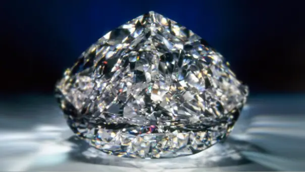 Diamante Incomparable