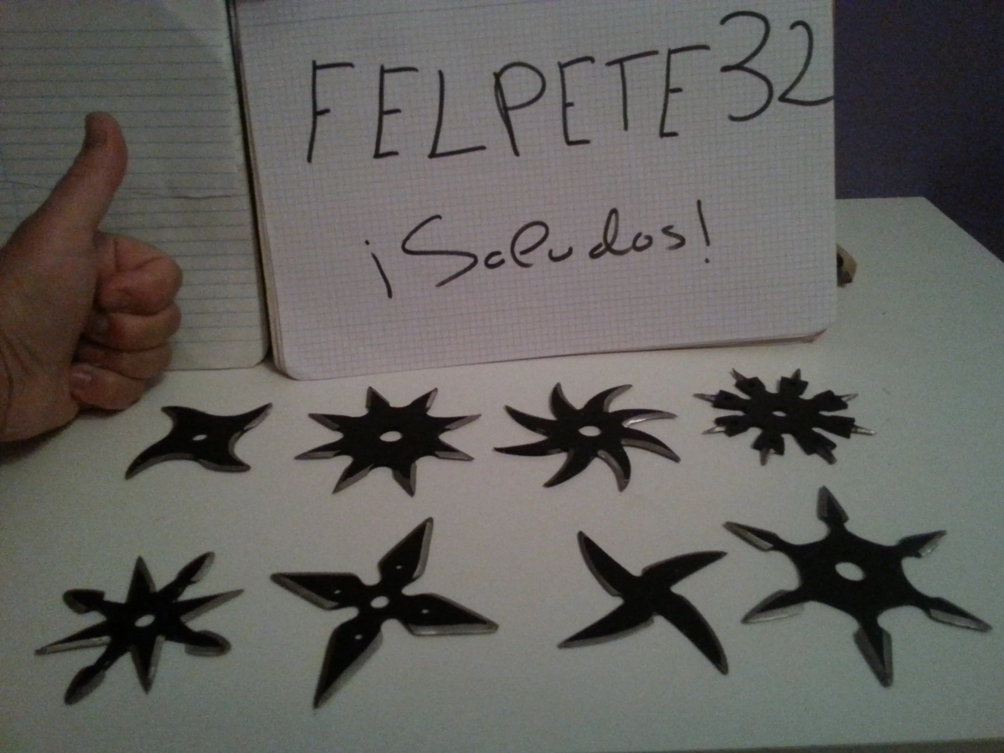 Hice unas estrellas ninja (shuriken) y os lo muestro