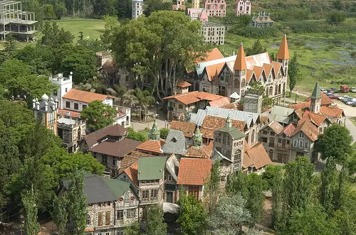 Aldea Medieval "Campanópolis'' Buenos Aires