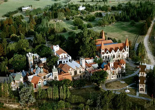 Aldea Medieval  "Campanópolis'' Buenos Aires