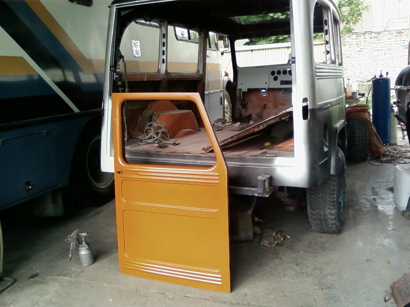 willys