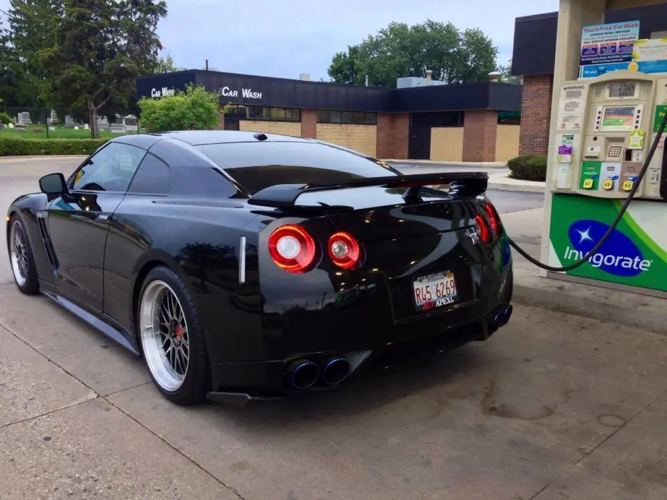 +5 si te gusta el Nissan GTR y el Mitsubishi Lancer