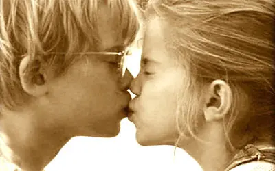 Tipos de besos... riquísimo