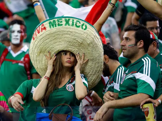 Rusas se naturalizan mexicanos
