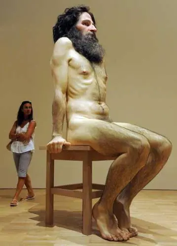 Las esculturas hiperrealistas de Ron Mueck