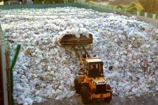 ¿Dónde acaba el plástico que tiramos? Para tomar conciencia.