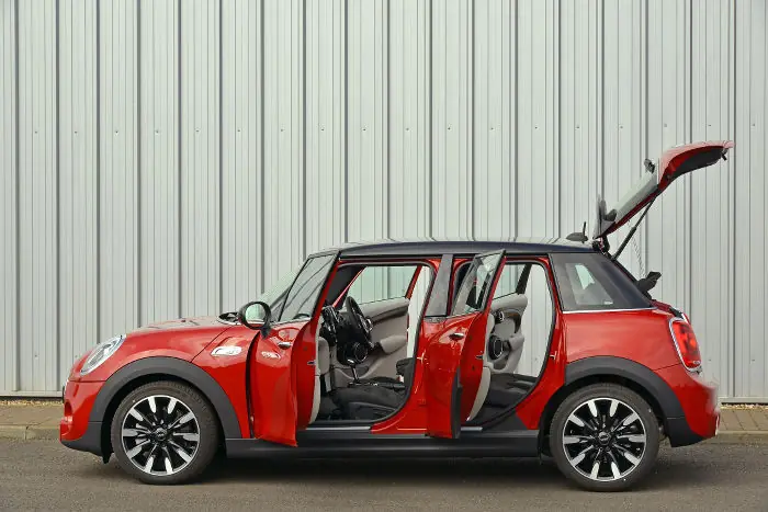 MINI 5 puertas 2014