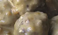 Albondigas caseras, con salsa, chucrut, o lo que quieras...