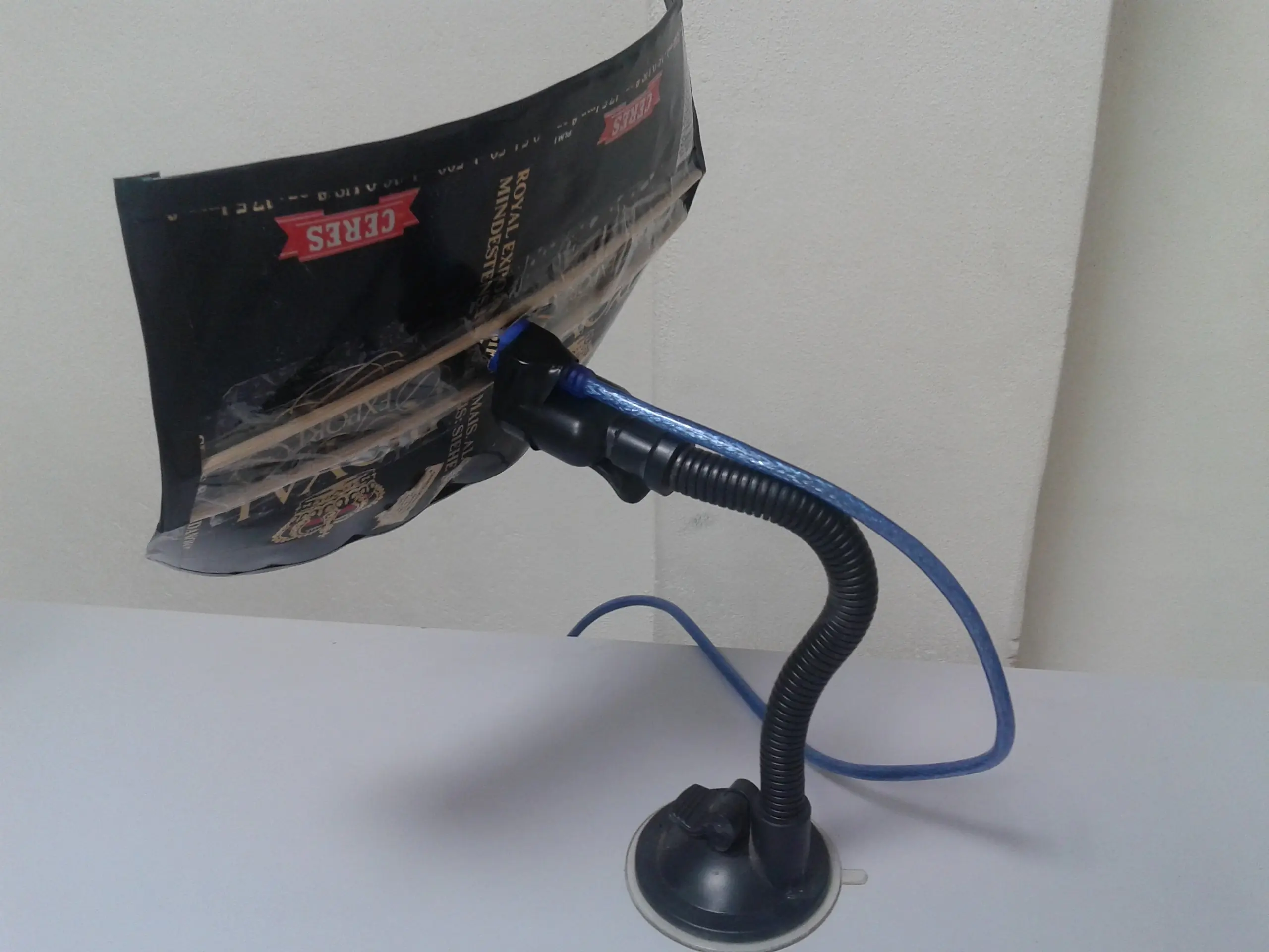 Hice una antena casera para recibir mejor señal WiFi