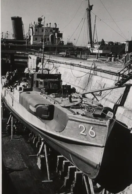 1943