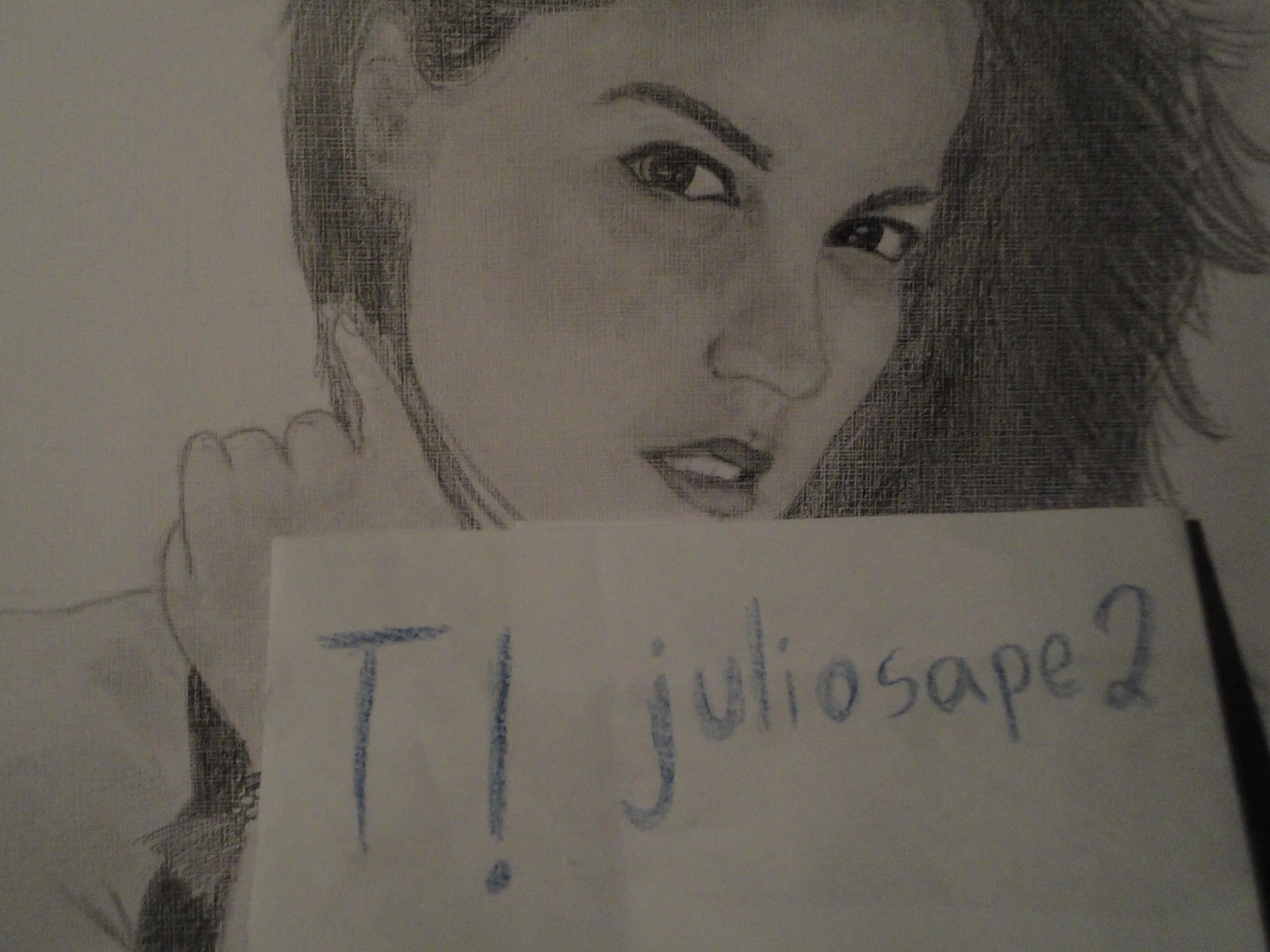 Dibujo de Maite Perroni