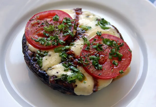 Hongos Portobello a la Napolitana. Foto Receta