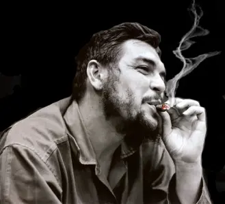 El Che: Vale más un minuto de pie que una vida de rodillas