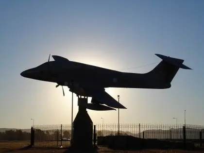 malvinas historia y monumentos a los caidos