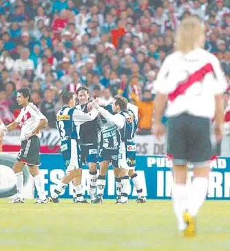 Talleres Clausura 2004. 3er puesto y descenso