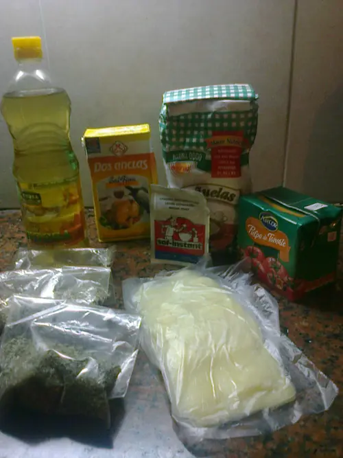 Domingo a la noche,me hago una pizza casera y te la muestro