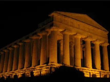 Cuando te preguntan las 7 maravillas del mun.Las confundes?