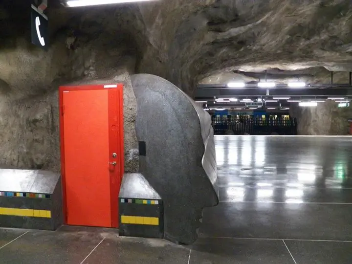 Asi es el subte en Estocolmo (fotos propias)