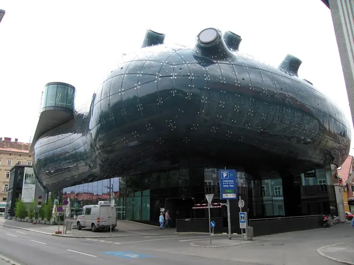 los 33 edificios mas extraños del mundo