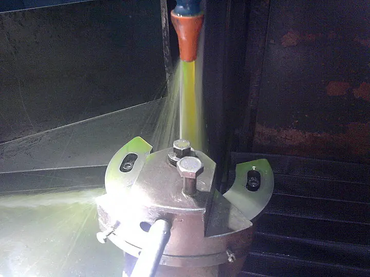 Trabajos previos a rectificar un cigüeñal