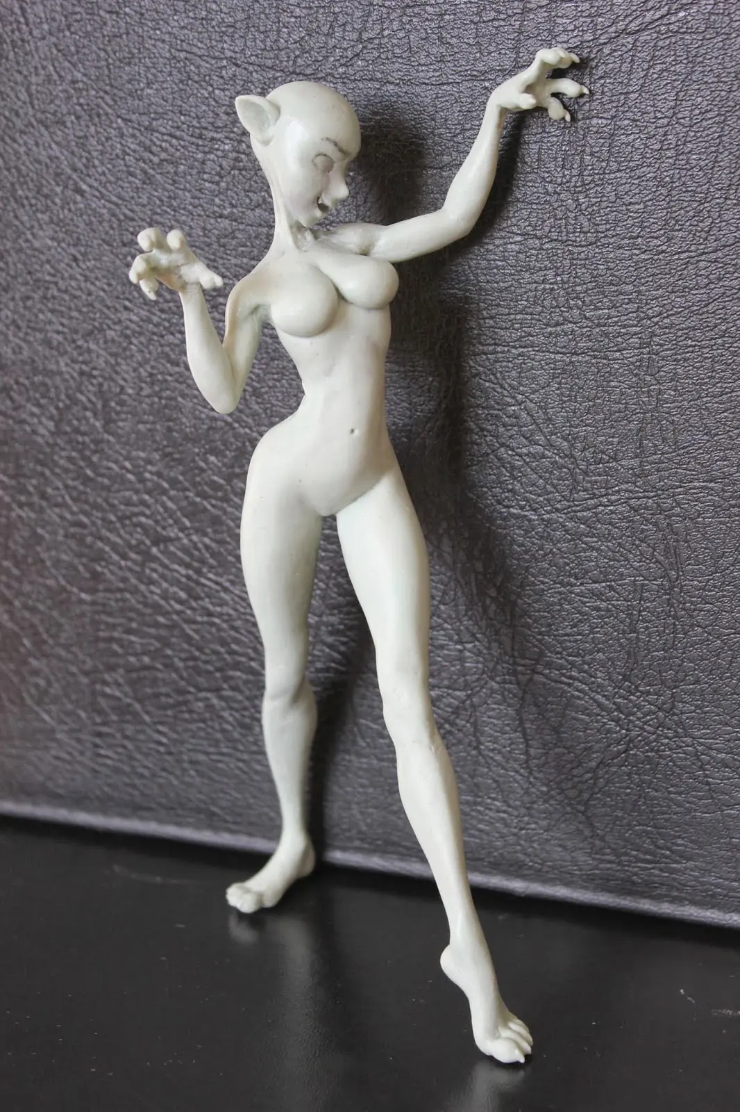 Esculpiendo una Lincesa - Marvel