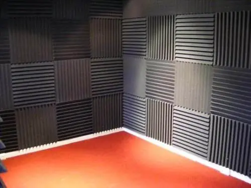 Aislante acústico, con cajas de huevo?