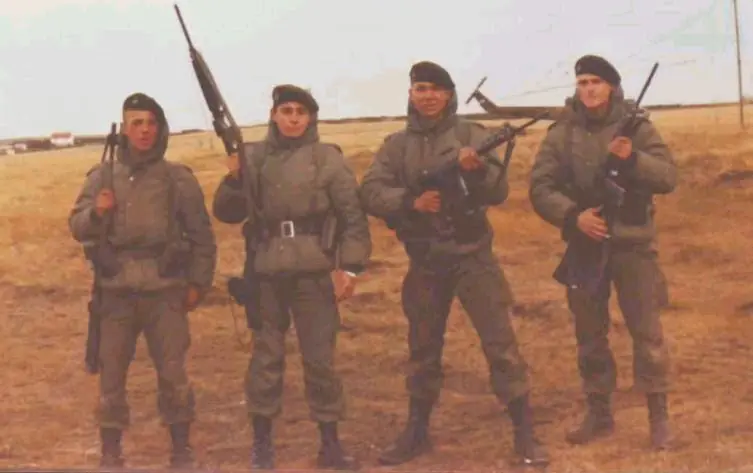 La muerte del Tte Cnel Jones en malvinas [La verdad]