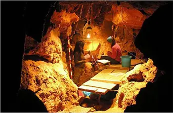 Cavernicolas Canibales