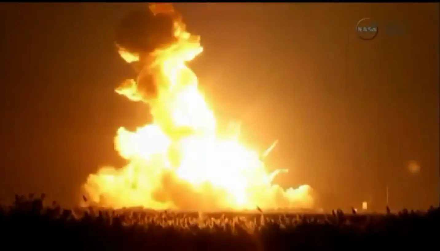 Explosion del Cohete de la NASA