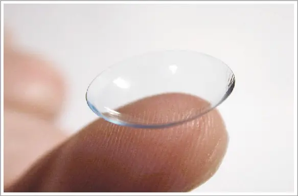 El Cuidado Apropiado de los Lentes de Contacto