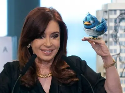 El Gobierno Monitorea Las Redes Sociales
