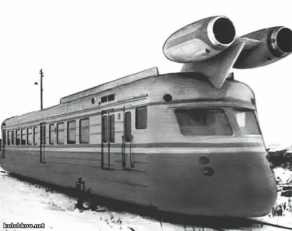Trenes con motores a reacción