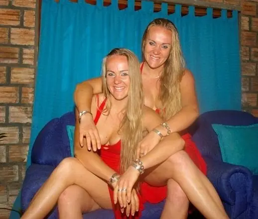 Misiones: Gemelas feas comparten denuevo novio.