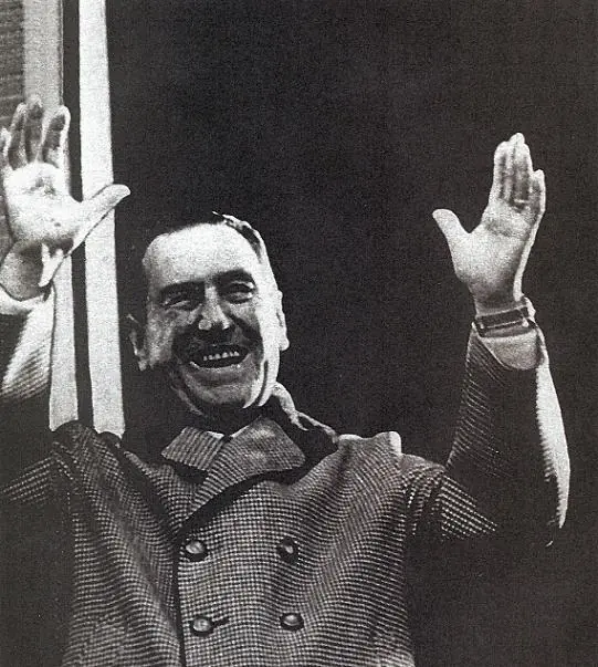 Presidente Juan D. Peron: Discurso Día de la Raza 12/10/194