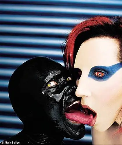 Megapost de marilyn manson, metallica y slipknot