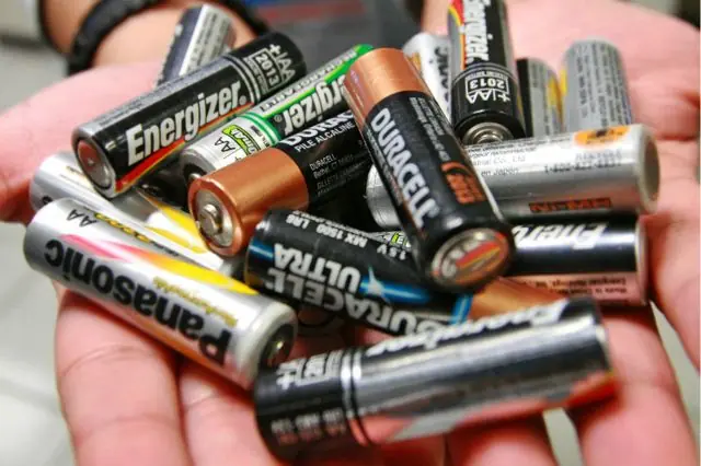 Te mienten Las pilas SI son recargables