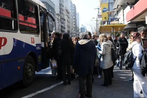 Viajar en bus en Montevideo Gran colapso