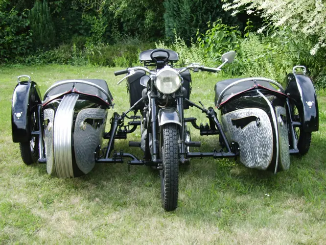 motos