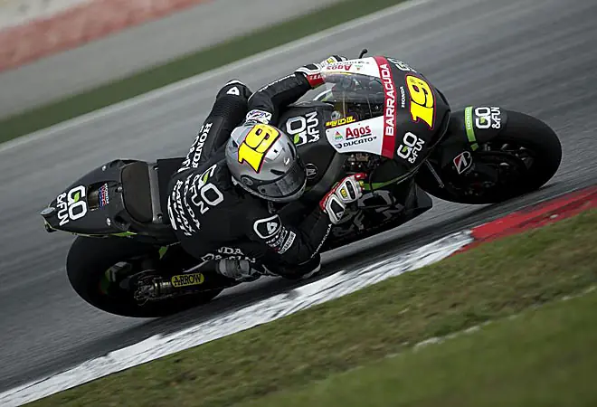 [Fotos] Primeros tests de MotoGP en Sepang.