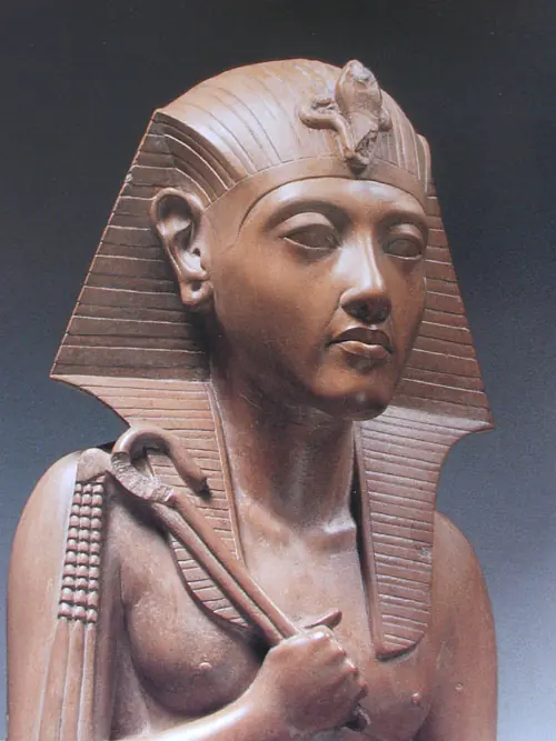Hatshepsut:1 mujer,2 hombres, y un destino faraónico.