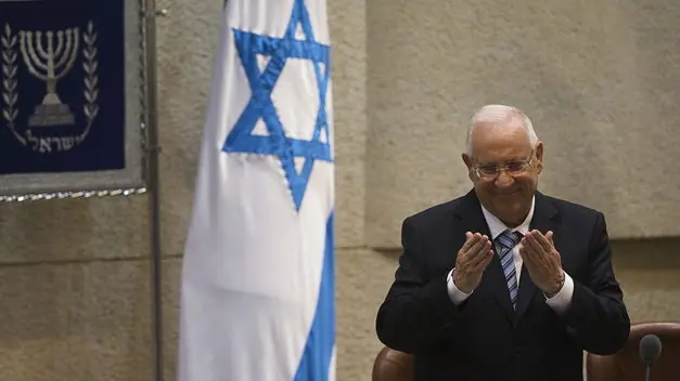 Israel reconoce que su masacre de 1956 en Palestina merece u