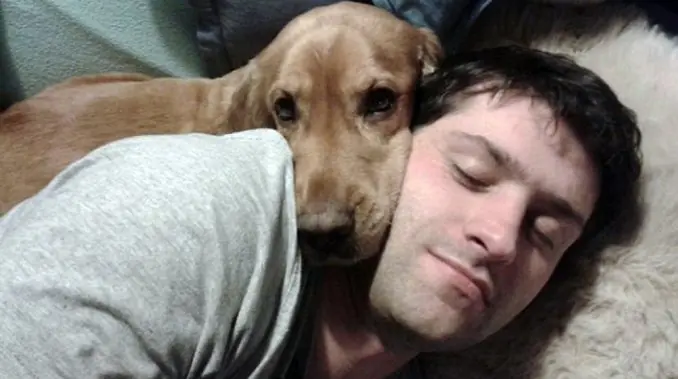 Se ahogó por salvar a su mejor amigo