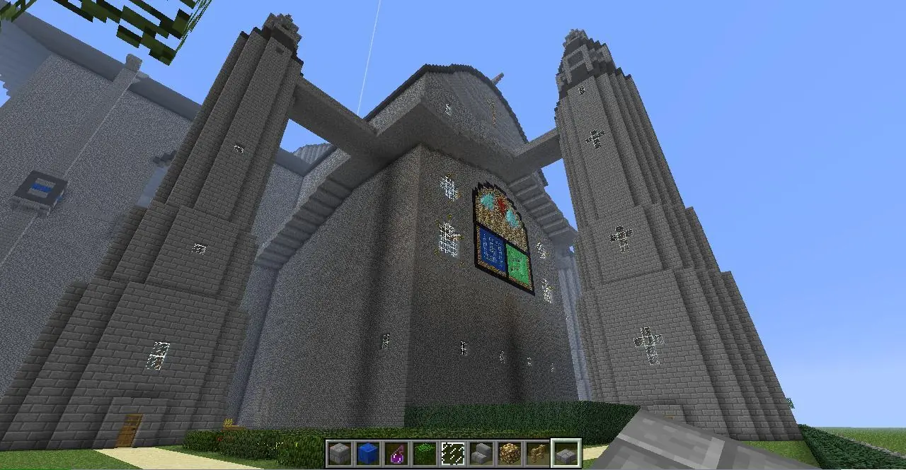 Iglesia gótica en Minecraft (construcción propia)
