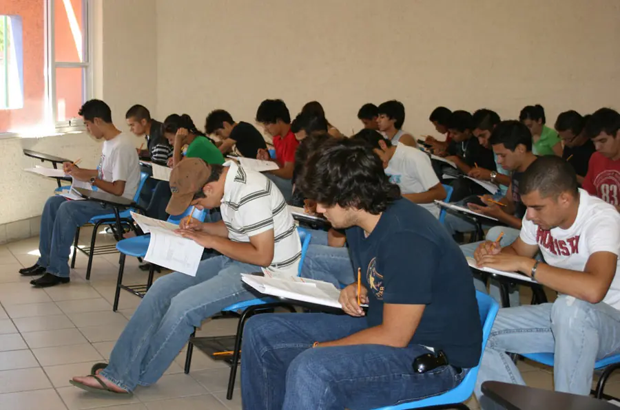 Sintomas de antes de rendir un examen en la Facu...