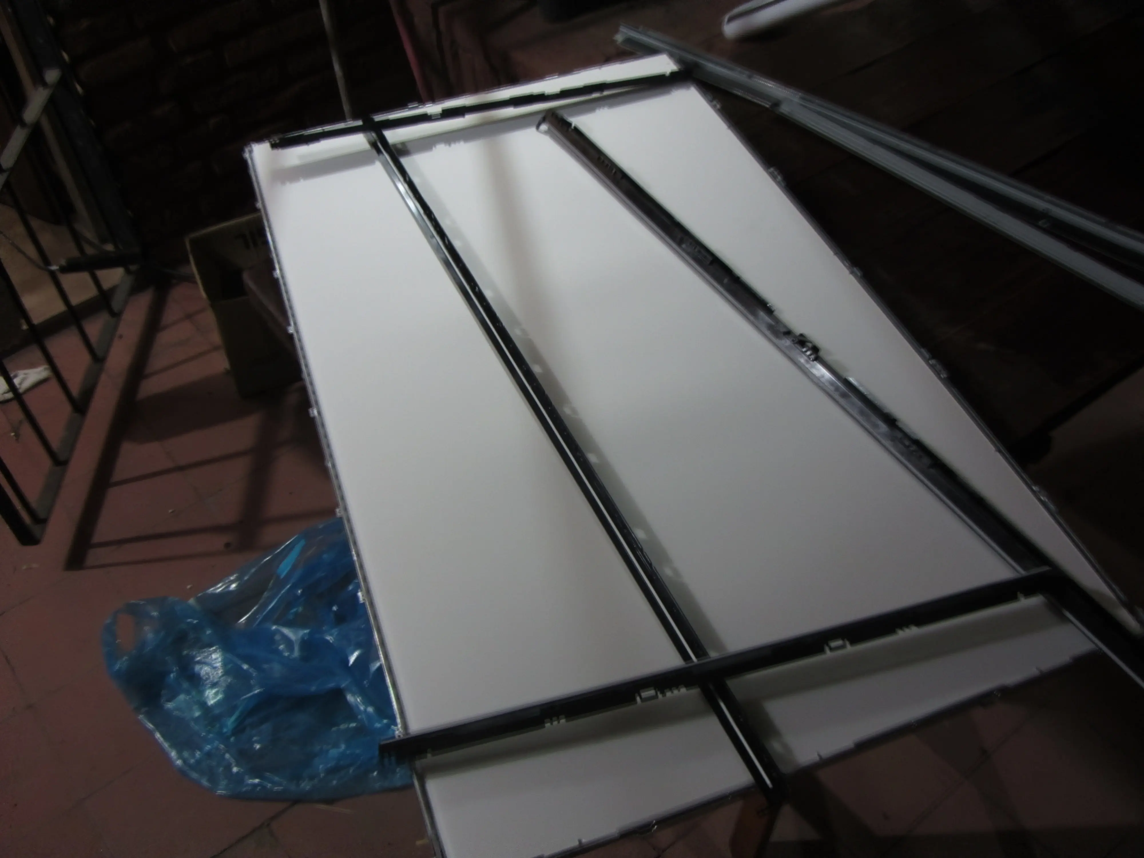 Pantalla led 42 por dentro (propio)