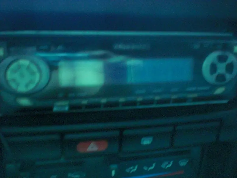 Entrada auxiliar para autoestereo al cd-player